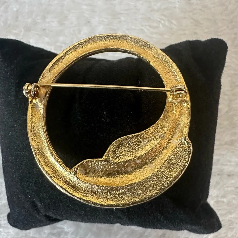 Vintage  Pink and Gold Brooch